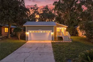 905 St Johns Ave, Green Cove Springs, FL 32043 - Photo 1