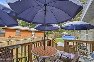 905 St Johns Ave, Green Cove Springs, FL 32043 - Photo 5