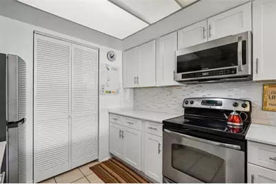 2514 Lakeway Branch Drive #3205, Orlando, FL 32839 - Photo 5