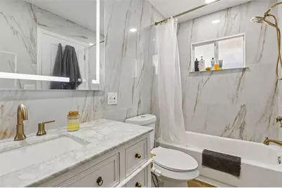 558 10th Ave S, Saint Petersburg, FL 33701 - Photo 17