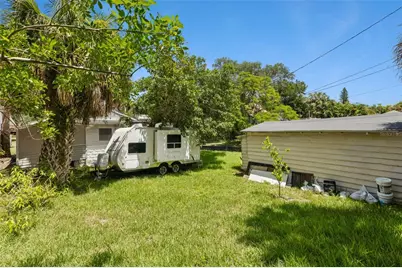 558 10th Ave S, Saint Petersburg, FL 33701 - Photo 19
