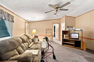 2746 Tropical Lake Dr, Kissimmee, FL 34741 - Photo 3