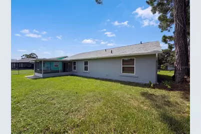 1061 Hunt Street NW, Palm Bay, FL 32907 - Photo 5