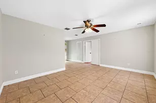 6045 Wedgewood Cir, Orlando, FL 32808 - Photo 3