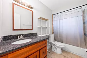6045 Wedgewood Cir, Orlando, FL 32808 - Photo 15