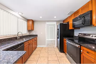 6045 Wedgewood Circle, Orlando, FL 32808 - Photo 7