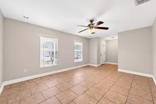 6045 Wedgewood Cir, Orlando, FL 32808 - Photo 23