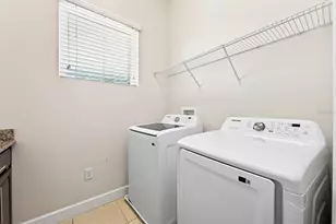 8130 Laureate Blvd, Orlando, FL 32827 - Photo 23