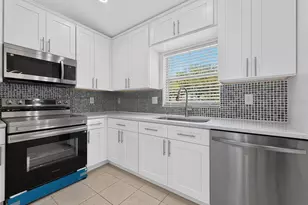 15943 Heron Hill St, Clermont, FL 34714 - Photo 9