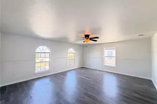 5604 Royal Hills Dr, Winter Haven, FL 33881 - Photo 11