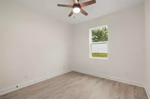 221 S Sunset Ave, Mascotte, FL 34753 - Photo 21