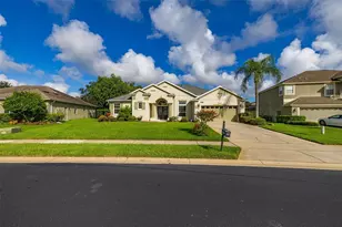 2039 Harbor Cove Way, Winter Garden, FL 34787 - Photo 3