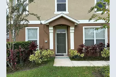 1903 Estancia Circle #1903, Kissimmee, FL 34741 - Photo 3