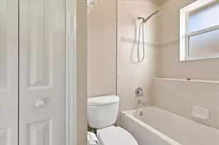 2403 S Shine Ave, Orlando, FL 32806 - Photo 25
