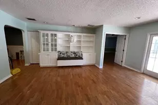 146 Giralda Blvd NE, Saint Petersburg, FL 33704 - Photo 41