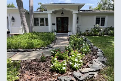 146 Giralda Boulevard NE, Saint Petersburg, FL 33704 - Photo 3