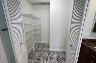 146 Giralda Blvd NE, Saint Petersburg, FL 33704 - Photo 29