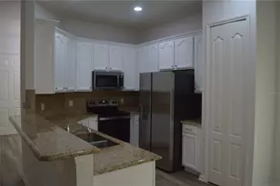 6828 Helmsley Cir, Windermere, FL 34786 - Photo 13
