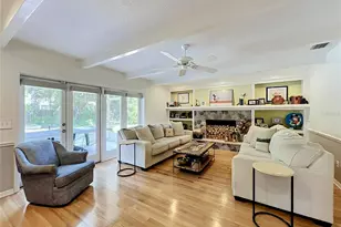 1319 Buckwood Dr, Orlando, FL 32806 - Photo 13
