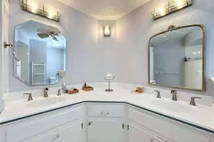 1319 Buckwood Dr, Orlando, FL 32806 - Photo 29