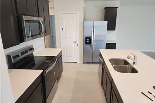 3619 Cambridge Brk Dr, Davenport, FL 33837 - Photo 3
