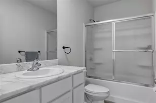 4015 Blue Banks Ln, Bradenton, FL 34208 - Photo 17