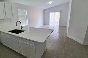 1047 Florida Holly Dr, Orlando, FL 32811 - Photo 5