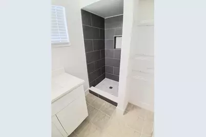 1047 Florida Holly Drive, Orlando, FL 32811 - Photo 9