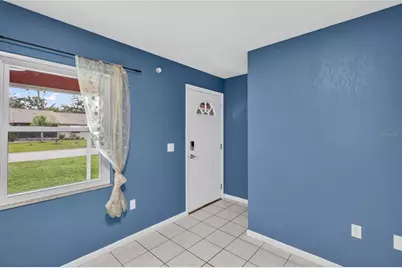 6312 Sweetwater Drive E, Lakeland, FL 33811 - Photo 9