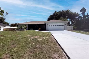 391 Harvard Rd, Venice, FL 34293 - Photo 1