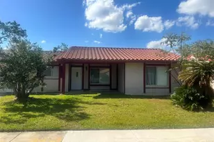 10528 Montpelier Cir, Orlando, FL 32821 - Photo 1