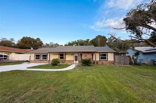 466 Leland Dr, Deltona, FL 32725 - Photo 1
