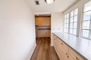1134 Pattison Ave, Sarasota, FL 34237 - Photo 9