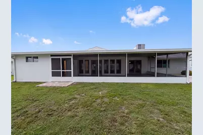 1818 Danbury Drive, Sun City Center, FL 33573 - Photo 27
