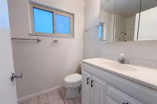 1818 Danbury Dr, Sun City Center, FL 33573 - Photo 17