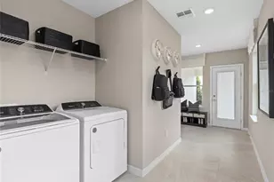 10710 Leafy Laurel St, Orlando, FL 32829 - Photo 23