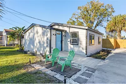 4809 Thorpe Avenue, Orlando, FL 32804 - Photo 1