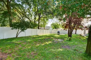 1915 E Lake Dr, Casselberry, FL 32707 - Photo 41
