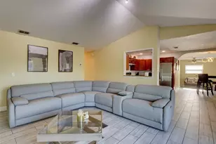 1915 E Lake Dr, Casselberry, FL 32707 - Photo 5