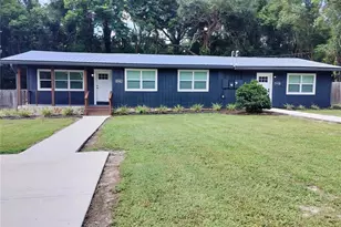 25405 Colmar Ave, Mount Plymouth, FL 32776 - Photo 1
