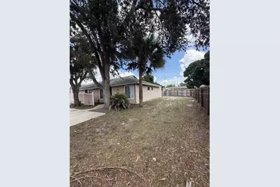 2803 Waxy Willow Lane, Orlando, FL 32808 - Photo 3