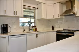 11132 Heathrow St, Orlando, FL 32837 - Photo 9