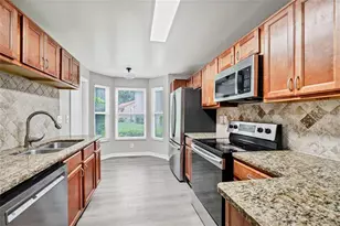 7865 Sugar View Ct, Orlando, FL 32819 - Photo 9