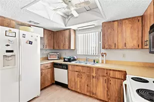 10081 SW 100th Ave, Ocala, FL 34481 - Photo 5