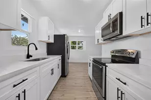 1911 Water St, Sanford, FL 32771 - Photo 5