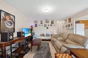 415 N Halifax Ave, Daytona Beach, FL 32118 - Photo 3