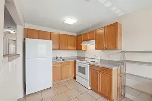 415 N Halifax Ave, Daytona Beach, FL 32118 - Photo 9
