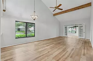 108 Seville Ct N, Plant City, FL 33566 - Photo 11