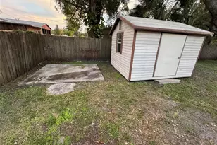 8801 Marc David, Gibsonton, FL 33534 - Photo 15