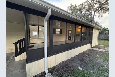 8801 Marc David, Gibsonton, FL 33534 - Photo 7